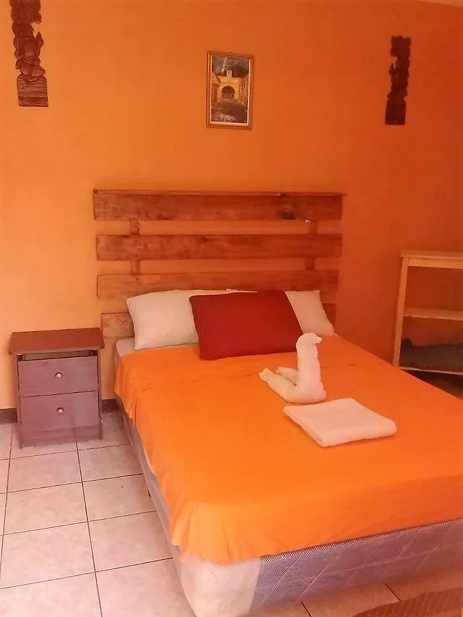 La Vieja Terraza Hostel Antigua 0*,  Guatemala